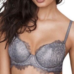 Victoria’s Secret‎ Dream Angels Lined Demi Bra 34D Silver Lacy Shimmery Sparkle